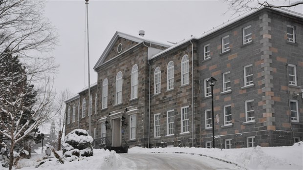Huit mois de prison pour méfaits et menaces
