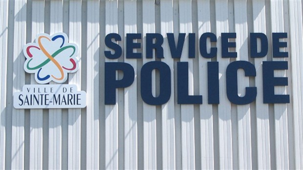 Des coups de carabine à plombs ont été tirés sur les fenêtres d'une école à Sainte-Marie