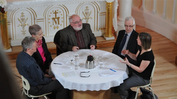 Quatre directeurs musicaux racontent l'histoire des chorales au Centre culturel Marie-Fitzbach