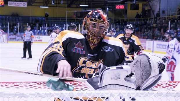 Pier-Olivier Pelletier arrête 48 tirs dans une victoire de 4-1 du Cool FM 103,5