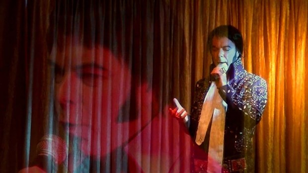 Normand DeLessard présente « Hommage à Elvis » au profit des Surbookées du Désert 