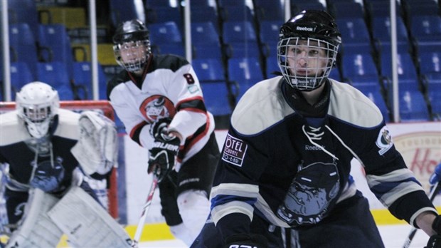 Les Bulldogs de Beauce-Centre surprennent le Cléri Sport 5-4