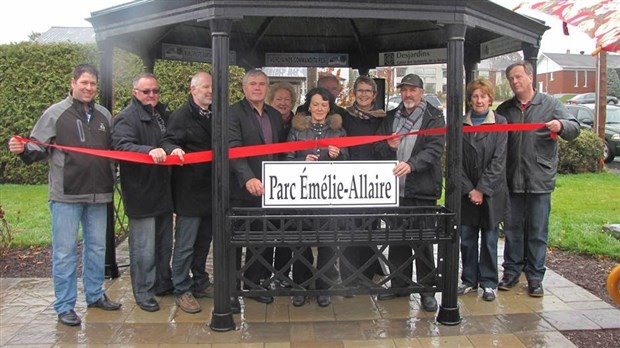 Saint-Honoré-de-Shenley inaugure son parc Émélie-Allaire