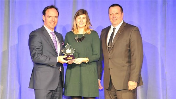 Le Carrefour Saint-Georges reçoit son tout premier Maple Leaf Award d'or