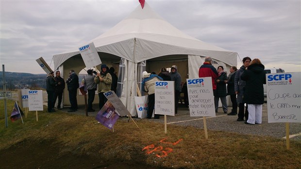 Les employés de l'État manifestent leur mécontentement en Beauce