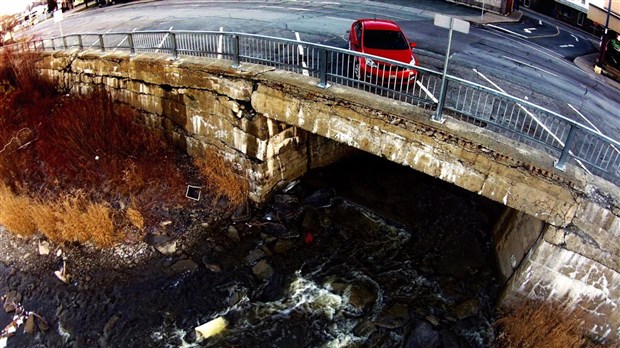 Images de l’état du quai Pinon à Saint-Georges