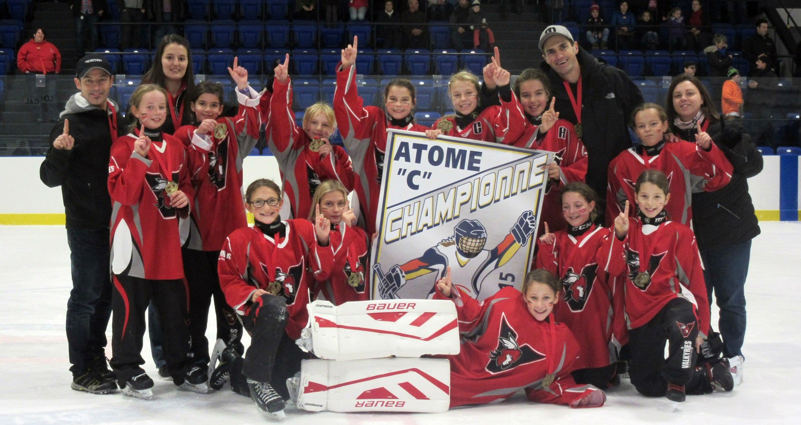 Ringuette Les équipes des Valkyries sont championnes à Lévis
