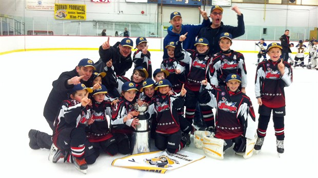 Le Garaga de Saint-Georges Novice A2 champion à Shawinigan