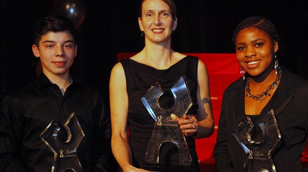 Andrée-Anne Coté est l'athlète de l'année 2014 en Beauce 