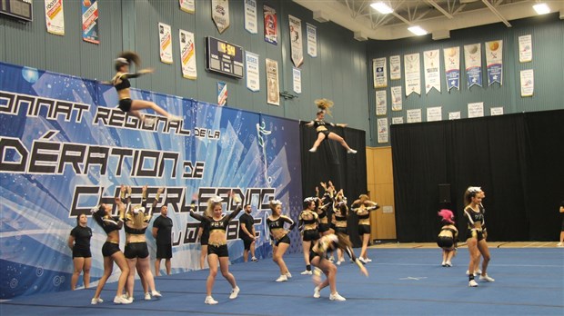 L’école secondaire Veilleux accueille le Championnat régional de la Fédération de Cheerleading du Québec