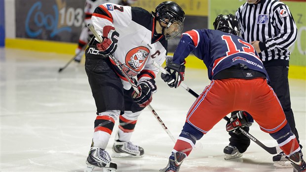 Place au hockey des séries pour le Cléri Sport