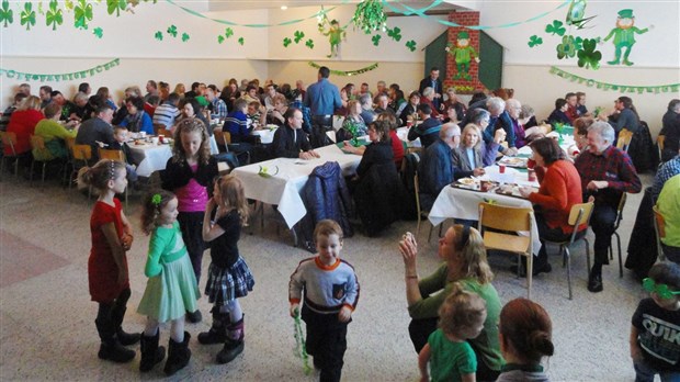 Déjeuner de la St-Patrick pour la sauvegarde de l’Église Saint-Paul de Cumberland et du Jardin Harbottle