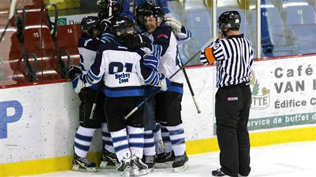 LLH : Saint-Georges prend une avance de 2-0 dans la série finale face à Saint-Victor