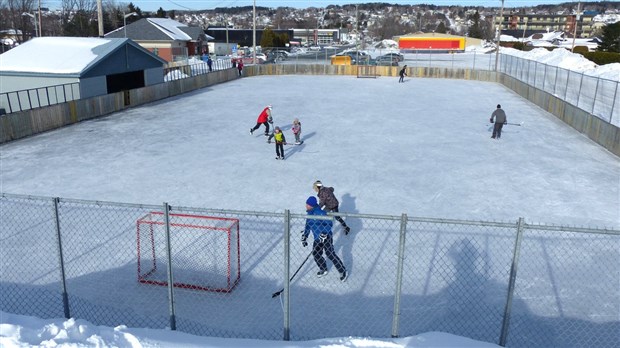 Fermeture des patinoires et des pistes de ski de fond à Saint-Georges