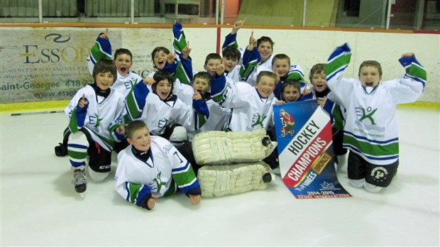 Une réussite pour le Championnat 2015 de hockey primaire de la CSBE