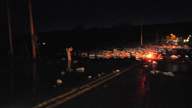 La crue des eaux force la fermeture de quelques routes en Beauce