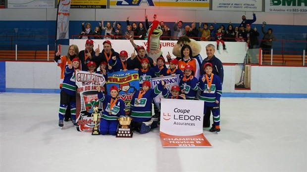 Les Lynx de la Haute-Beauce novice B2 sont champions de la Coupe Ledor