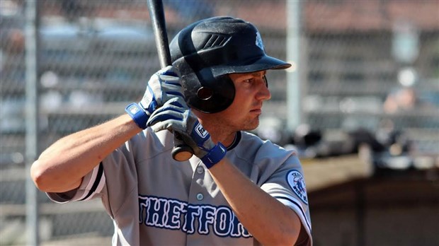Le Beauceron Samuel Domingue sera de retour avec les Blue Sox de Thetford Mines