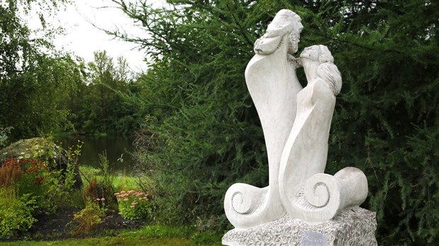 La Ville de Saint-Georges renouvelle son engagement envers Beauce Art pour l’International de sculpture