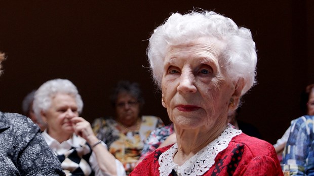 La résidence l'Oiseau bleu souligne le 100e anniversaire de Marthe Gendron