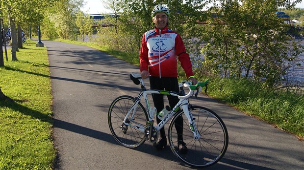 Plus de 150 cyclistes ont participé à la huitième édition du Tour du Silence