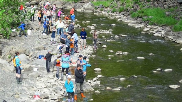 Ville de Saint-Georges et la Fondation de la faune du Québec initient des jeunes à la pêche sportive