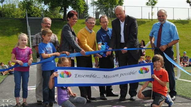 L’école Lacroix inaugure sa cour rénovée
