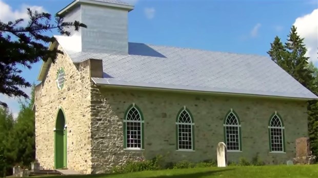 Normand DeLessard présente l’église Saint-Paul-de-Cumberland