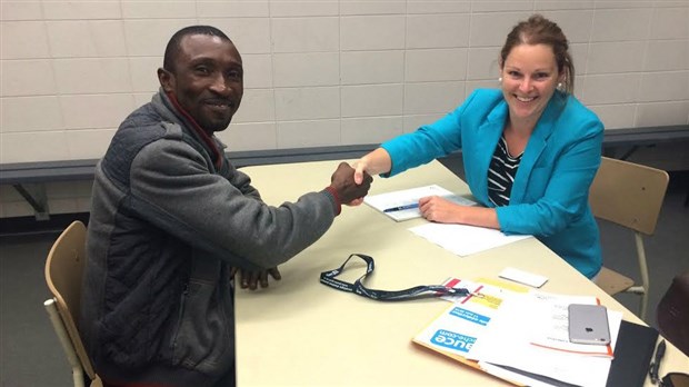 Déjà six nouveaux Beaucerons recrutés suite à la visite d’immigrants en Beauce le 17 juin dernier