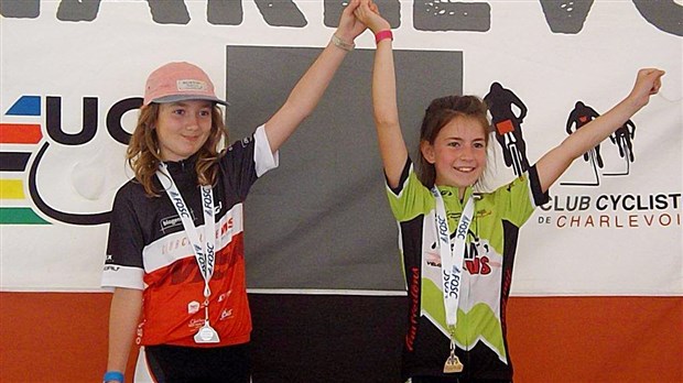 Amélie Vachon remporte deux médailles de bronze en vélo de montagne à Baie-Saint-Paul 