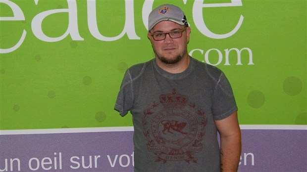 François Houle fera la Traversée internationale du Lac-Mégantic avec un seul bras