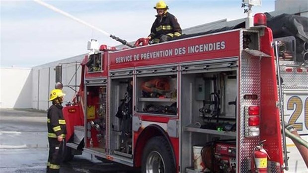 Des incendies mineurs à la Scierie Clermont Hamel et à l'imprimerie Interglobe