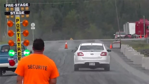 Normand DeLessard présente le DragFest 2015 de Saint-Côme-Linière