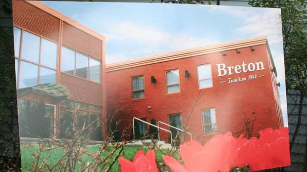 « Aliments Breton Canada » devient « Breton Tradition 1944 »
