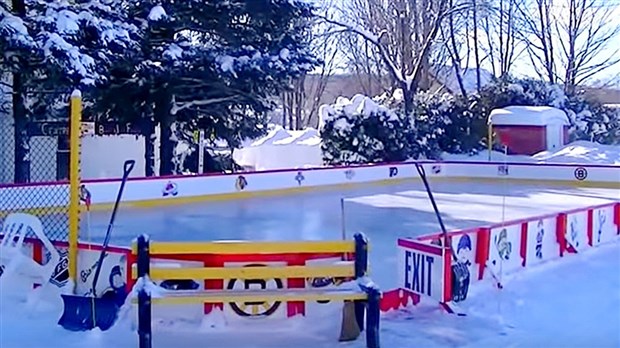 Une patinoire familiale hors du commun à Saint-Victor