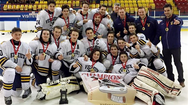 Les Panthères Juvéniles AAA remportent le Tournoi provincial à Saint-Joseph 