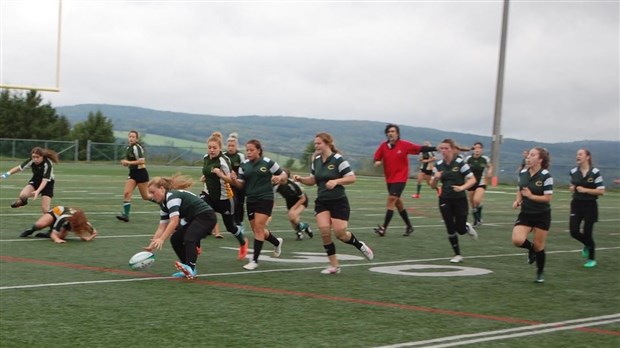 L'équipe féminine de rugby des Condors est toujours en quête d'une victoire