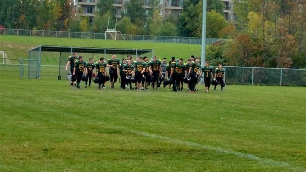 Les Patriotes cadets de la polyvalente Bélanger l'emporte à Donnacona