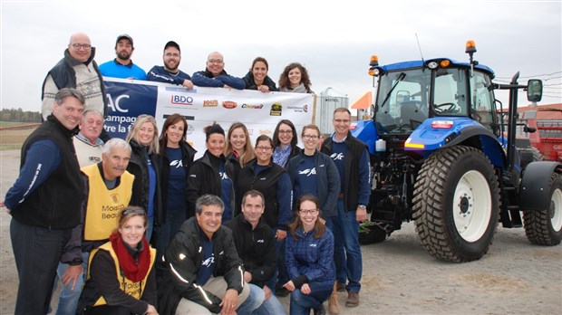 FAC en campagne contre la faim amasse des aliments en Beauce 