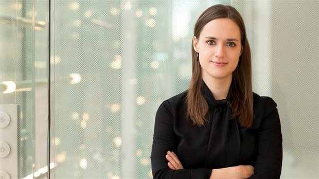 Dina Gilbert devient la nouvelle directrice artistique et chef d'orchestre de l'OSE