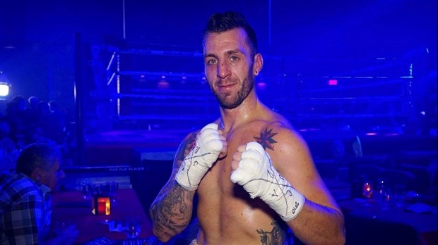 Une première victoire chez les professionnels pour le boxeur Mike Breton