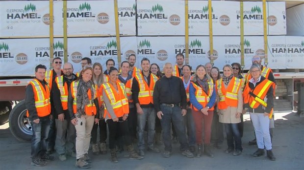 Le DENB inspire les jeunes avec une tournée d'entreprises