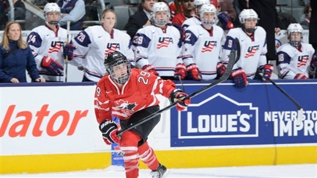 Les Américaines l'emportent face à Poulin et l'équipe canadienne en finale de la Coupe des quatre nations