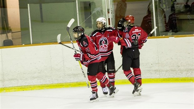 Le Beauce Mitsubishi Junior A l'emporte face à Beauce-Centre 5-1 