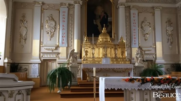 Normand DeLessard présente une visite de l'Église de Saint-Elzéar