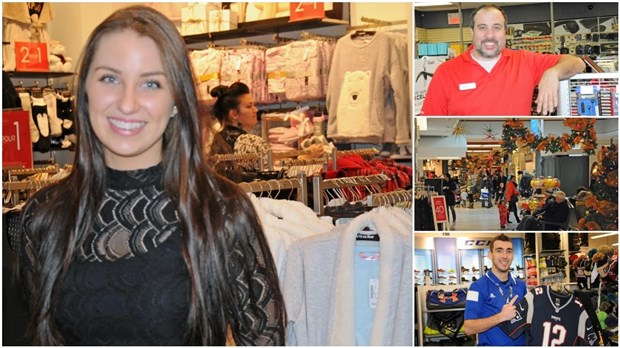 Le Black Friday est une grosse journée pour les conseillers à la vente des magasins du Carrefour Saint-Georges