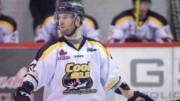 Kévin Cloutier est sélectionné la troisième étoile de la dernière semaine dans la LNAH