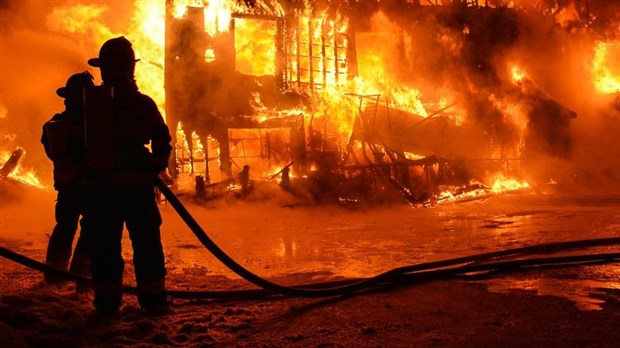 Deux incendies majeurs dans la Beauce en quelques heures