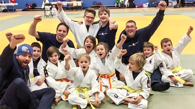 Neuf podiums pour onze compétiteurs : des judokas en or à Saint-Georges ! 