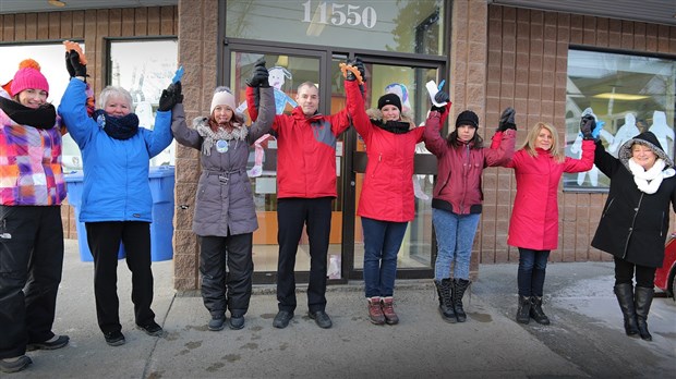 Les CPE de la Beauce manifestent contre les compressions gouvernementales